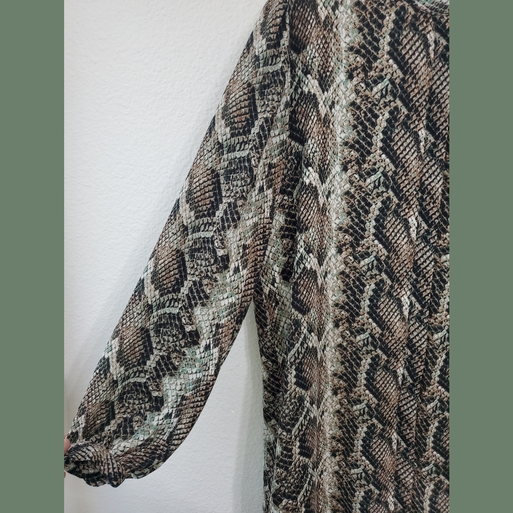 Cupcakes And Cashmere Clara Green Python Print Sh… - image 4